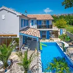 فيلة Lea Lana By Interhome
